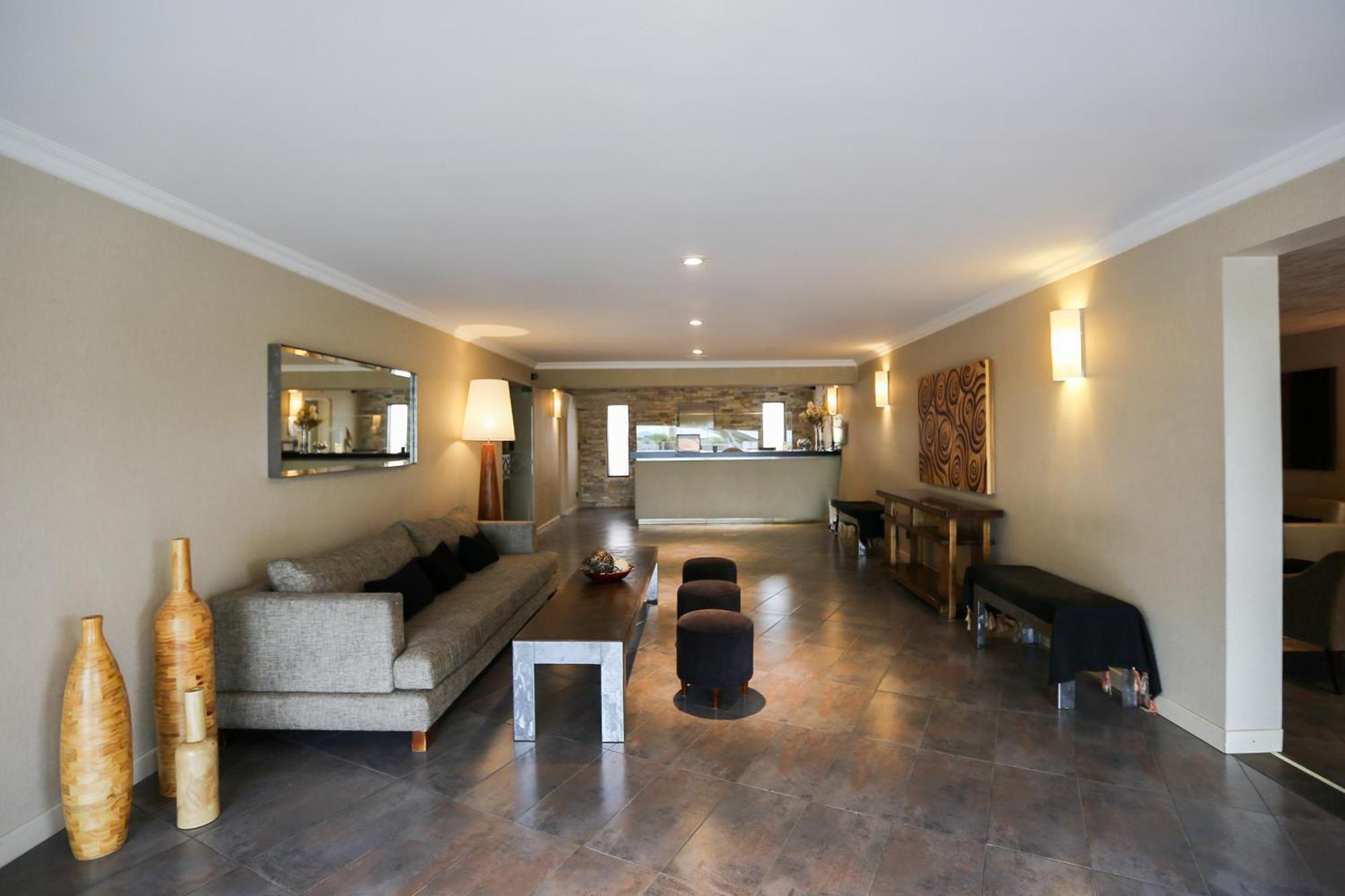 Hotel Bahia Redonda El Calafate Buitenkant foto